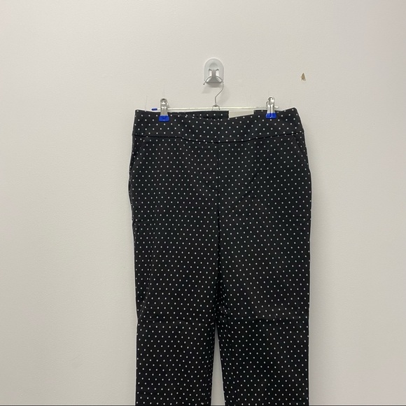 ✨NEW✨ PULL ON SLIM LEG CAPRI | OFFICE PANTS | ABOVE ANKLE - Picture 2 of 8